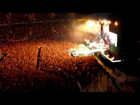 Depeche Mode - Never let me down again - live 01.07.2009 in Hamburg