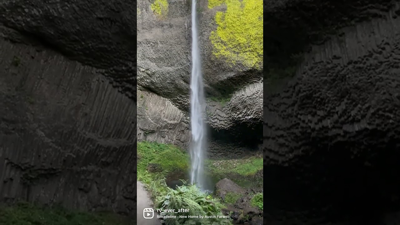 Oregon waterfalls: pure serenity