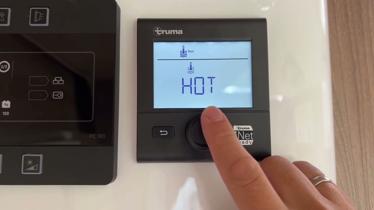 Lakóautó melegvíz rendszer kezelés