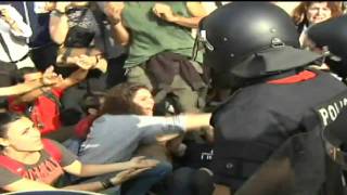 Indignados .- Amistades peligrosas - El Principe Valiente.