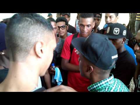 El Pio VS Melvin La Cura--Batalla De Freestylo D la Katana