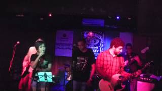 Senhor das Moscas - Cascadura com Pitty (cover da banda Dois Altos)