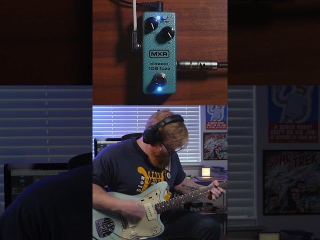 Vídeo relacionado con JIM DUNLOP MXR - M296 - Pedal de efectos Classic 108 Fuzz Mini