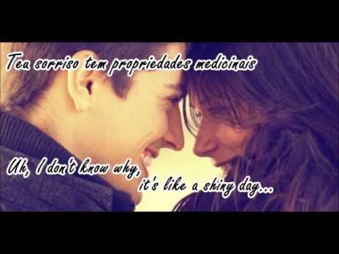 Perto - Henrique Cerqueira e Marcela Thaís (Letra)