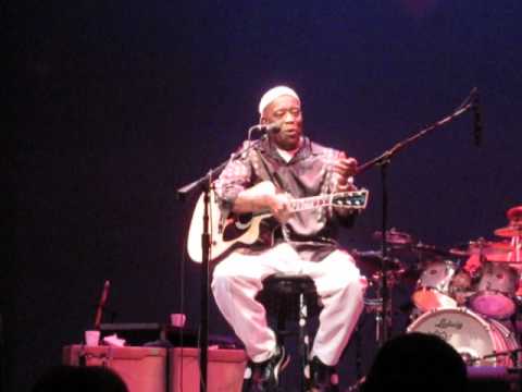 Buddy Guy - Crowd Banter and Marvin Gaye - 2012