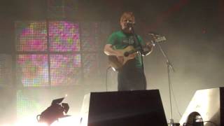 Ed Sheeran - Grade/8 Lighters Up @ The Apollo, Manchester 01/11/12