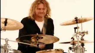 Def Leppard - When Love &amp; Hate Collide Official Music Video