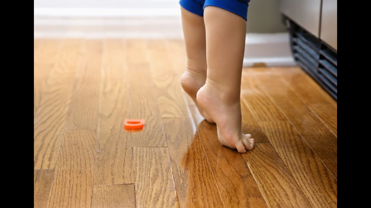 17 – Votre enfant marche sur la pointe des pieds ?