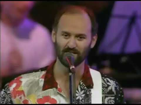 Niwl ar Fryniau Dyfed - Hergest