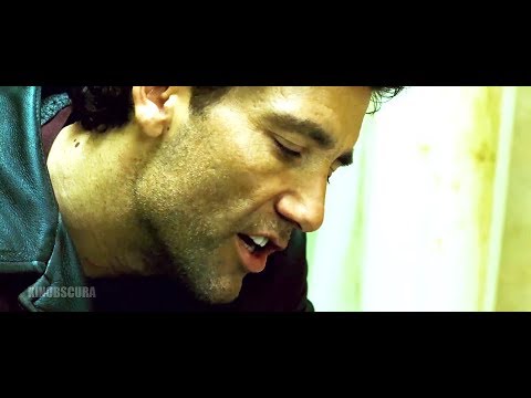 Shoot 'Em Up (2007) - Its Called a Gun