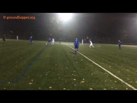 Lattenkracher aus rund 50 Metern