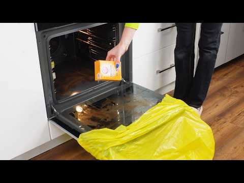 Do This Before Bed and Your Oven Glass Will Be Spotless