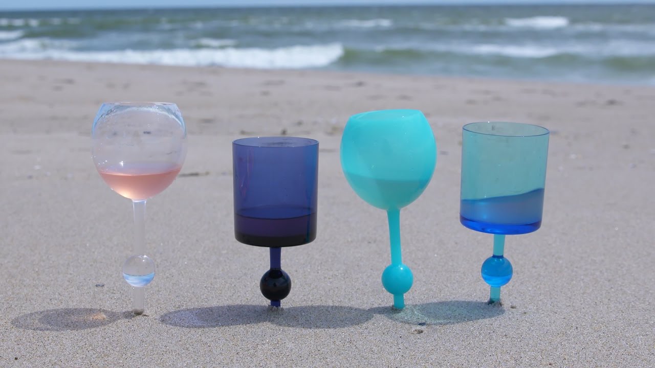 Beach Wine Glasses | Delish thumnail