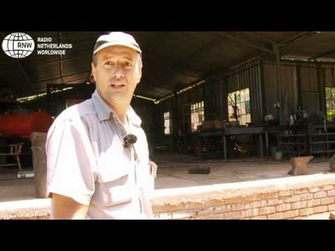 Boer Joost voelt zich alleen veilig achter een hek