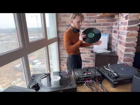 A TIN vinyl set from home