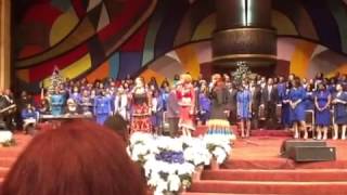 The Clark Sisters &quot;THE CHIPMUNK SONG&quot;