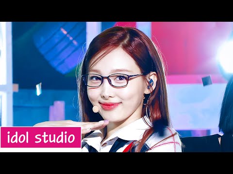 NAYEON(나연) "ABCD" (교차편집 Stage Mix)