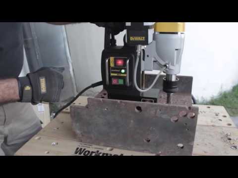 Сверлильный станок DeWALT DWE1622K - мощный и надежный инструмент