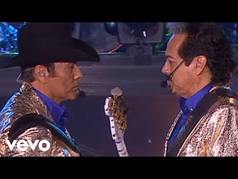 Los Tigres Del Norte - Pedro Y Pablo (En Vivo)