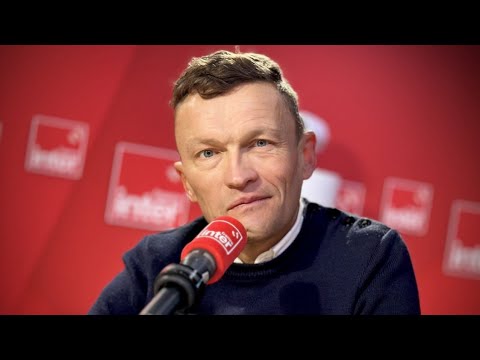 Sylvain Tesson: Il est douloureux d'être français collectivement, doux de le rester individuellement