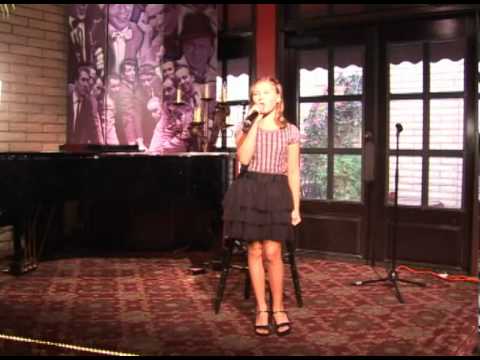 Isabelle Stevens sings "On my own"      ( 05/22/2011 )