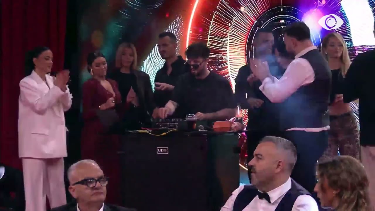 Ndizet atmosfera në shtëpi, vijon argëtimi për banorët