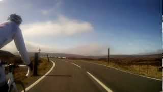 preview picture of video 'Holme Moss Descent Road Bike 11 March 2012'