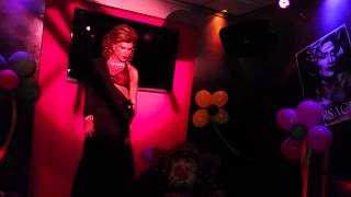 lolita versache yo quiero un hombre de verdad