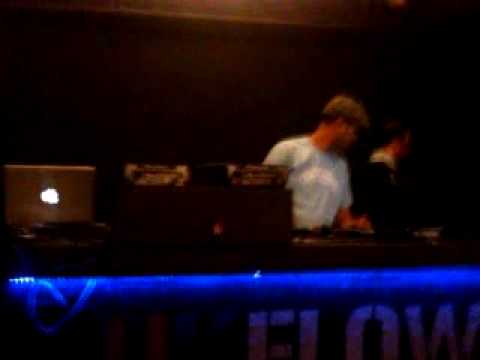 Sy Sez live on UkFlowTv on 03/12/2010