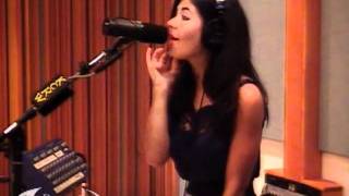 Marina and the Diamonds - Mowgli&#39;s Road (KCRW Acoustic Session 08/07/2010) 2