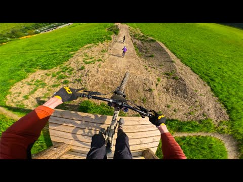 Attempting THE BIGGEST JUMPLINE IN GREENHILL BIKEPARK!