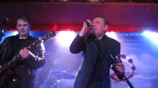 She Gives Me Love (fragment) - The Godfathers