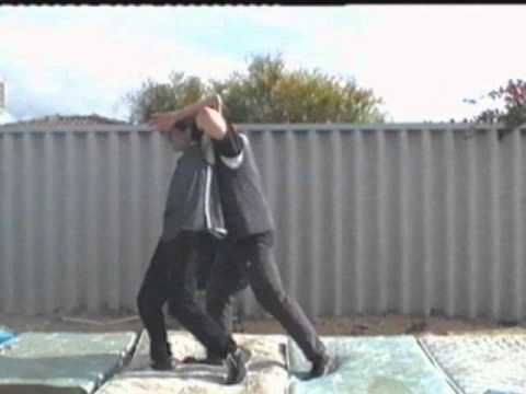 xCw Warzone Jan' 2004 - xCw Extreme Carnage Title: IKUman (c) Vs Tazer