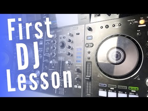 First 10 Minutes Pioneer XDJ-RX Beginner Tutorial (XDJ-RX2, XDJ-RR)