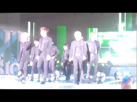 120829 SKY FESTIVAL - MUSIC BANK SUPER JUNIOR OR SUPER MODELS?