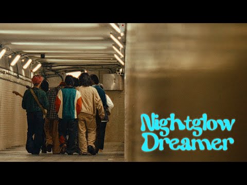 溫蒂漫步Wendy Wander, Billyrrom - "Nightglow Dreamer" (Official Music Video)