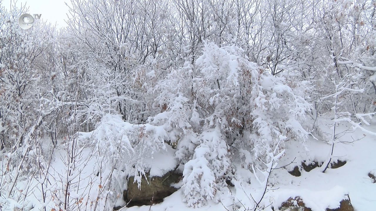 Връх Аида побеля от сняг