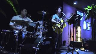 Say Something - A Great Big World (Covered by The Chase Acoustic)