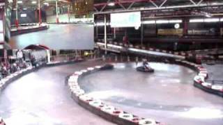 preview picture of video 'Zoetermeer Indoor Karting'