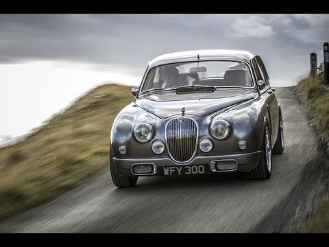 Ian Callum Creates One-Off Modernized Jaguar Mk2