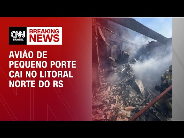 Avião de pequeno porte cai sobre restaurante e piloto morre no RS | LIVE CNN