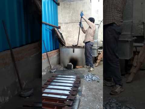 Aluminum adc12 ingots making