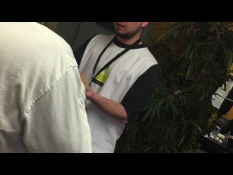 Nok & Mokuba doin' the Leberwursthandshake!