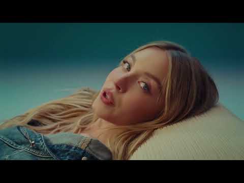 American Eagle commercial Sydney Sweeney Has Great Jeans Biology