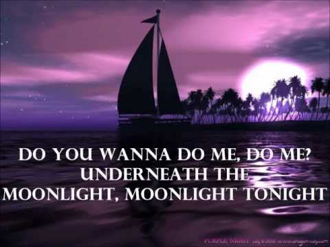download lagu mp3 mp4 In The Moonlight Lyrics Modern Family, download mp3 In The Moonlight Lyrics Modern Family free downloadn, video klip In The Moonlight Lyrics Modern Family