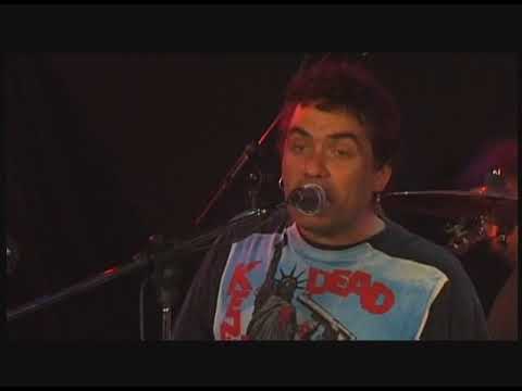 Video thumbnail for Un Día Más (Acústico)