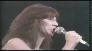 Kate Bush   The Wedding List Live 1982