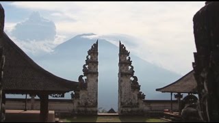 preview picture of video 'TRIP BALI Pura Lempuyang バリ島 天空のランプヤン寺院 HD'