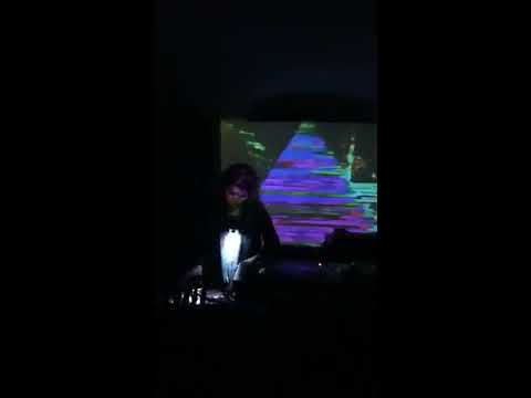 ~ ~ DJ Morgiana Hz's hybrid performance at Fala Dźwięku // Warsaw