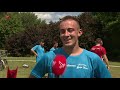 Supporters Almere City FC lopen voor goede doel (lange versie)